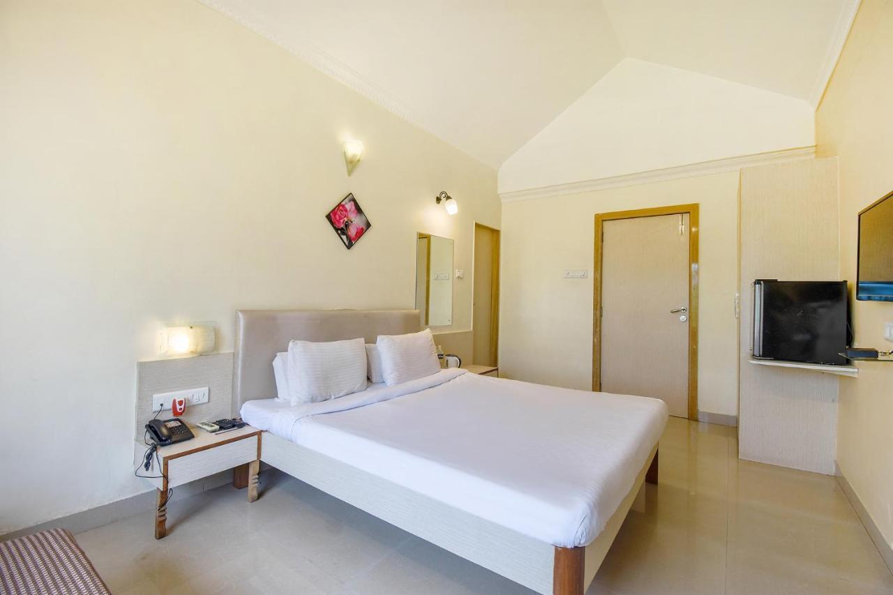 Sereniity Resort Лонавала Екстериор снимка